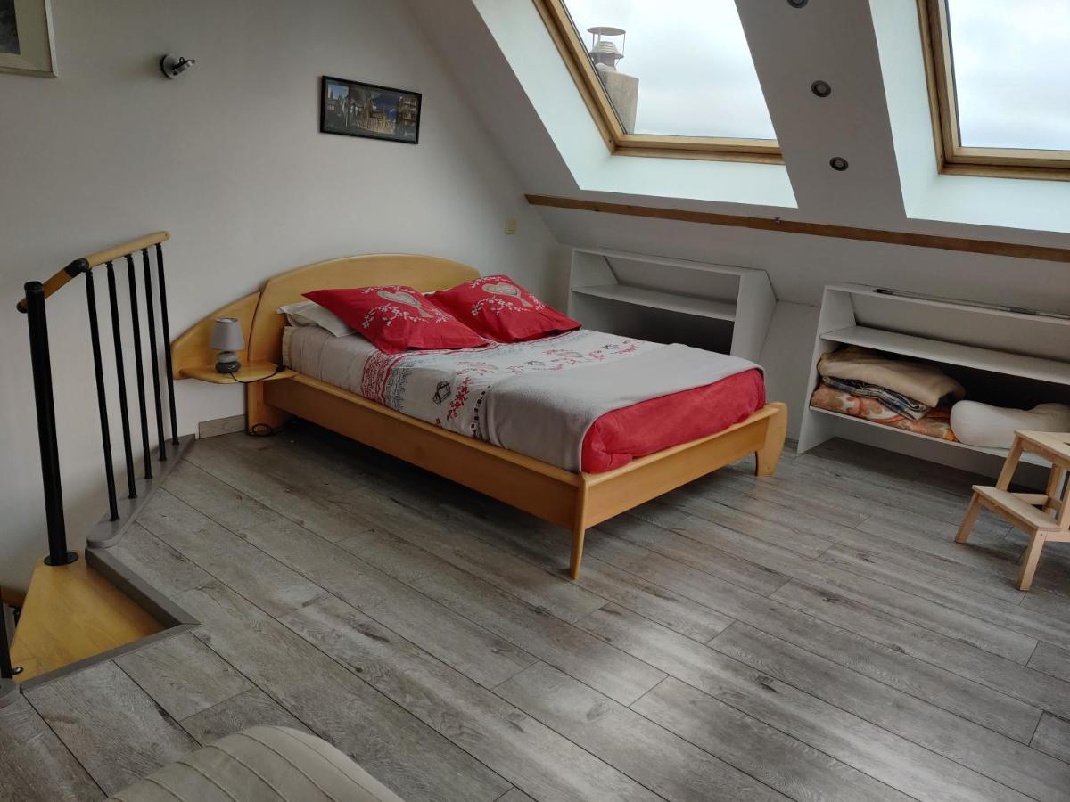 Gite Plages Du Debarquement Agy 외부 사진